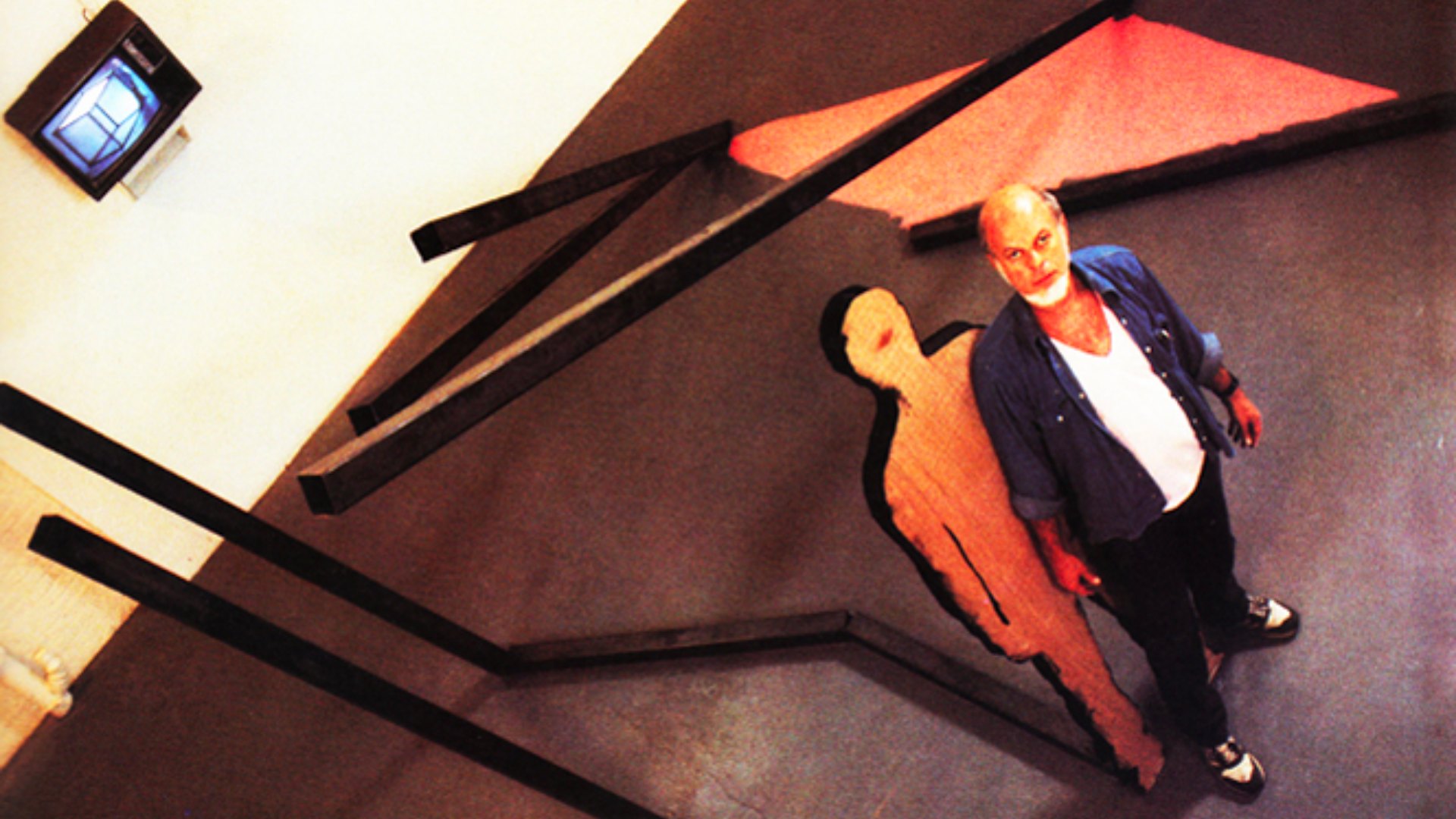 Pink Roof (1986) by Buky Schwartz — Mirrors, mechanism, shelter